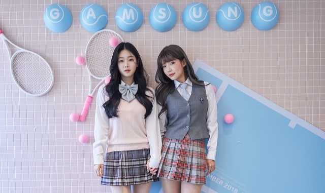 ソウル 蚕室(チャムシル) ロッテワールド「カムソン(感性)制服」制服レンタル（蚕室本店）
