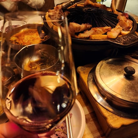 ソウル新村 ワイン&韓国焼肉ペアリングディナー